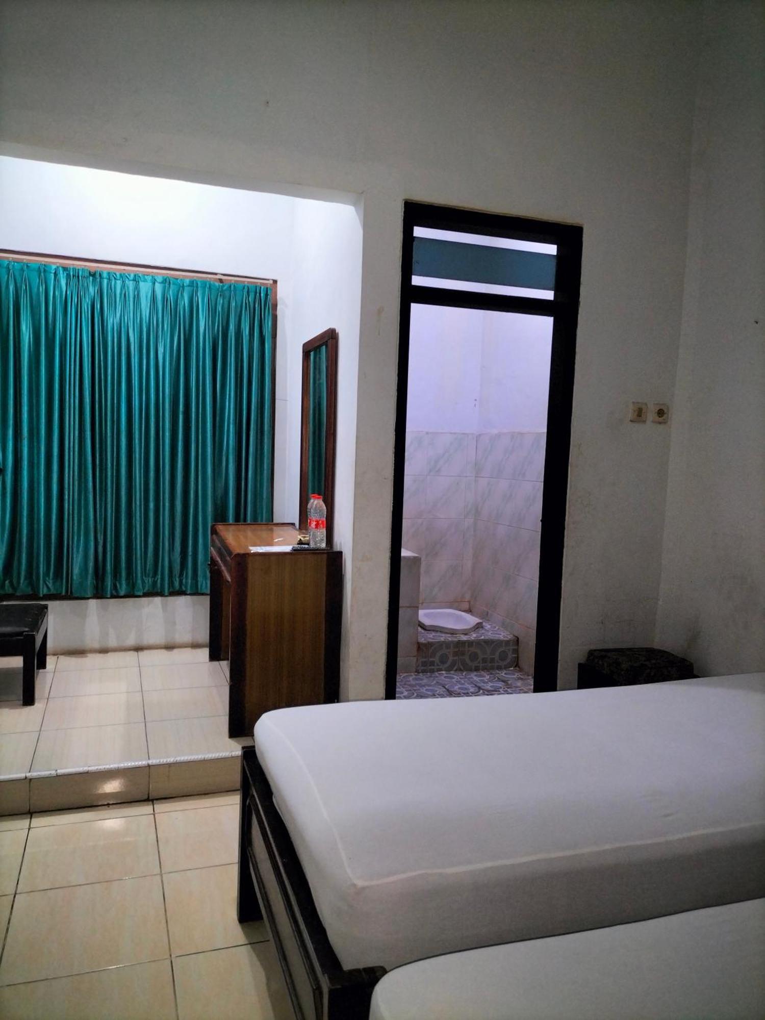 Hotel Kudus Permata Procot Bagian luar foto